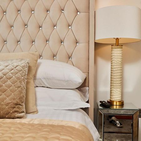 Primedoorstep Deluxe City Apt, River Canal View& Free Parking! Leeds  Esterno foto