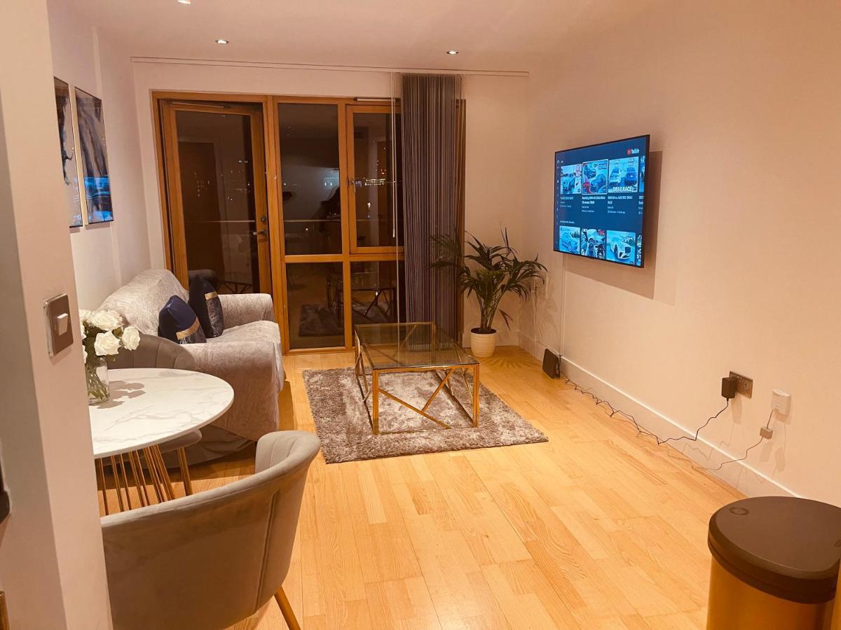 Primedoorstep Deluxe City Apt, River Canal View& Free Parking! Leeds  Esterno foto